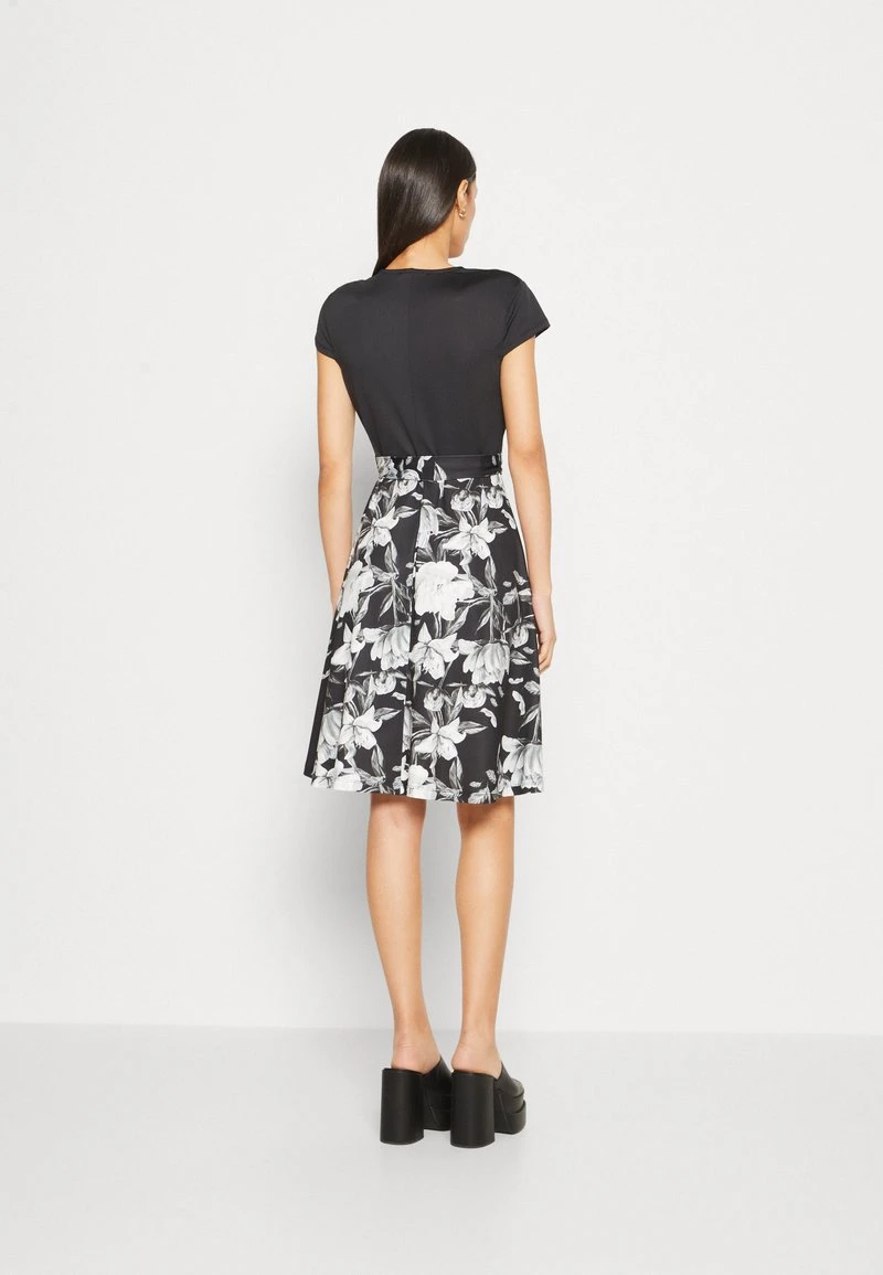 Anna Field Jerseykleid - Black/grey/white 3 Anna Field Jerseykleid - Black/grey/white – Bild 3