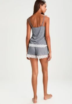 Anna Field SET - Nachtwäsche Set - Off-white/dark Blue 8 Anna Field SET - Nachtwäsche Set - Off-white/dark Blue -Anna Field Verkäufe 33d0e936af774883bb2b5a180610a668