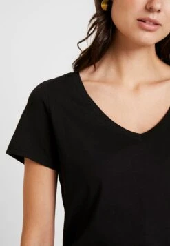 Anna Field T-Shirt Basic - Black 10 Anna Field T-Shirt Basic - Black -Anna Field Verkäufe 38efa4e773c249dda7fd301ddbcb2af2