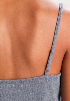 Anna Field SET - Nachtwäsche Set - Off-white/dark Blue 9 Anna Field SET - Nachtwäsche Set - Off-white/dark Blue -Anna Field Verkäufe 49d51a315b42407db76066305cc81b2a