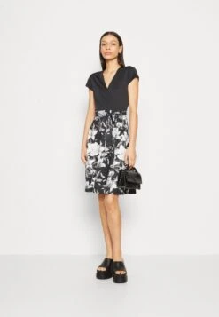 Anna Field Verkäufe -Anna Field Verkäufe 681821903977477eacef976be505aa5d