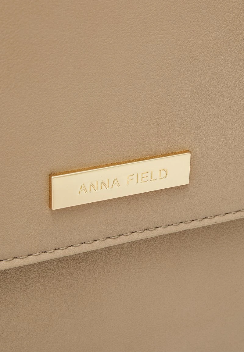 Anna Field Notebooktasche - Tan 4 Anna Field Notebooktasche - Tan – Bild 4