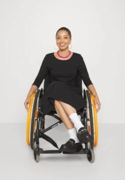 Anna Field Jerseykleid - Black 11 Anna Field Jerseykleid - Black -Anna Field Verkäufe c3a2b16cccec4495abd0a14f5d7df19d