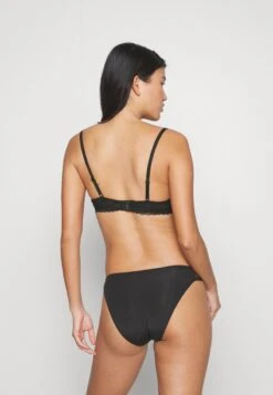 Anna Field 2 PACK - Bügel BH - Black/nude 8 Anna Field 2 PACK - Bügel BH - Black/nude -Anna Field Verkäufe d59725bd83654affbe0002a67e770997